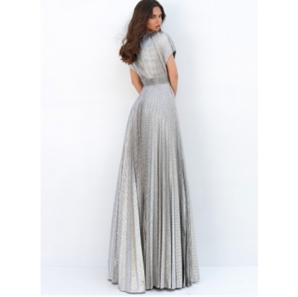 Tarik Ediz metallic silver belted-look dress gown 8 - Picture 3 of 8